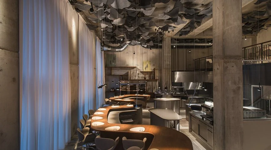 The Table Kevin Fehling